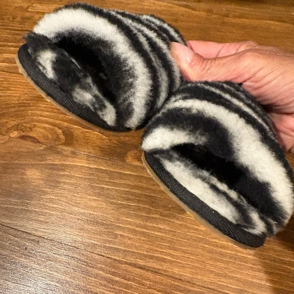 🍭UGG Fluff Yeah Slide/Slipper